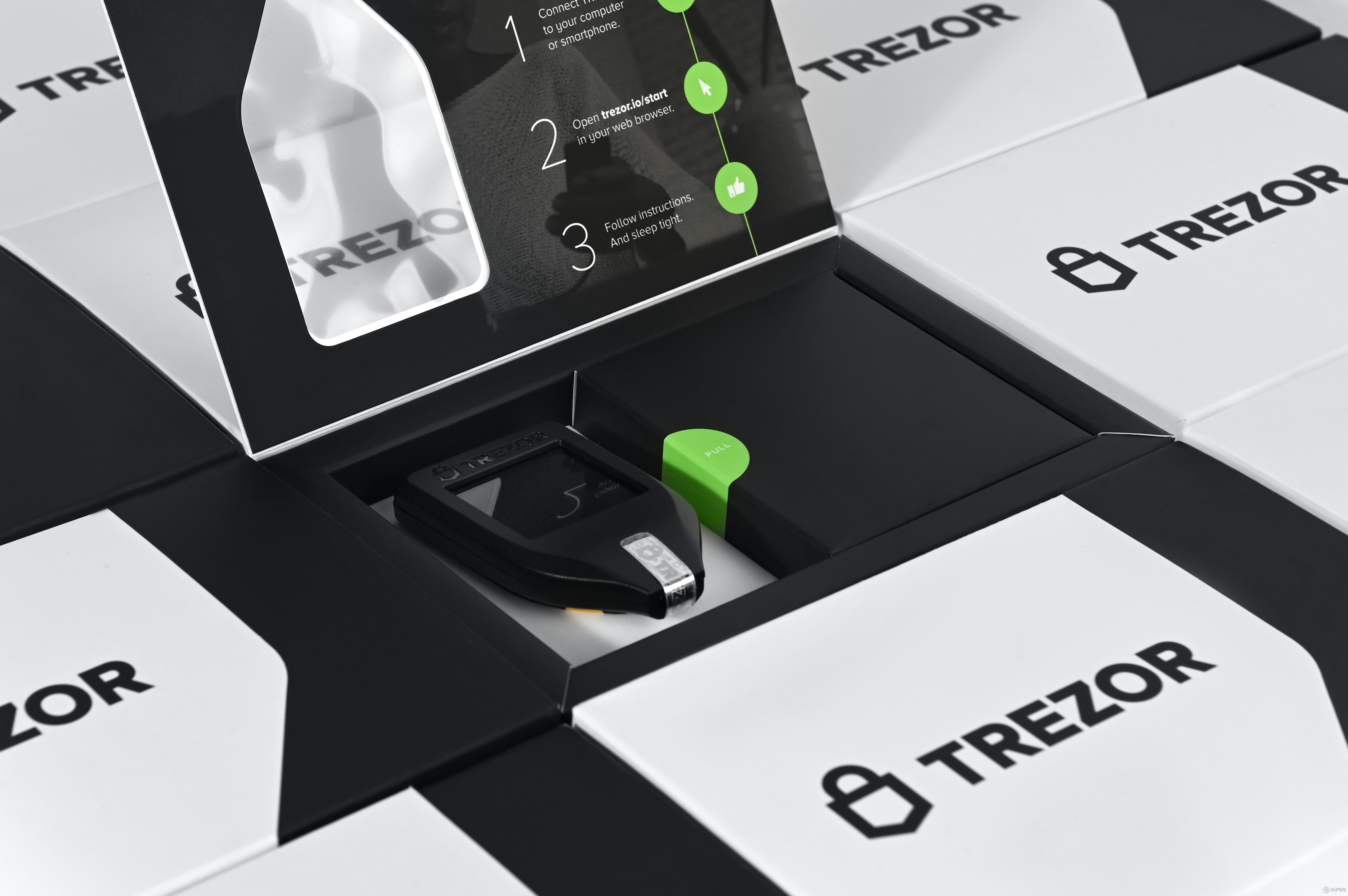 MCN_trezor04.jpg